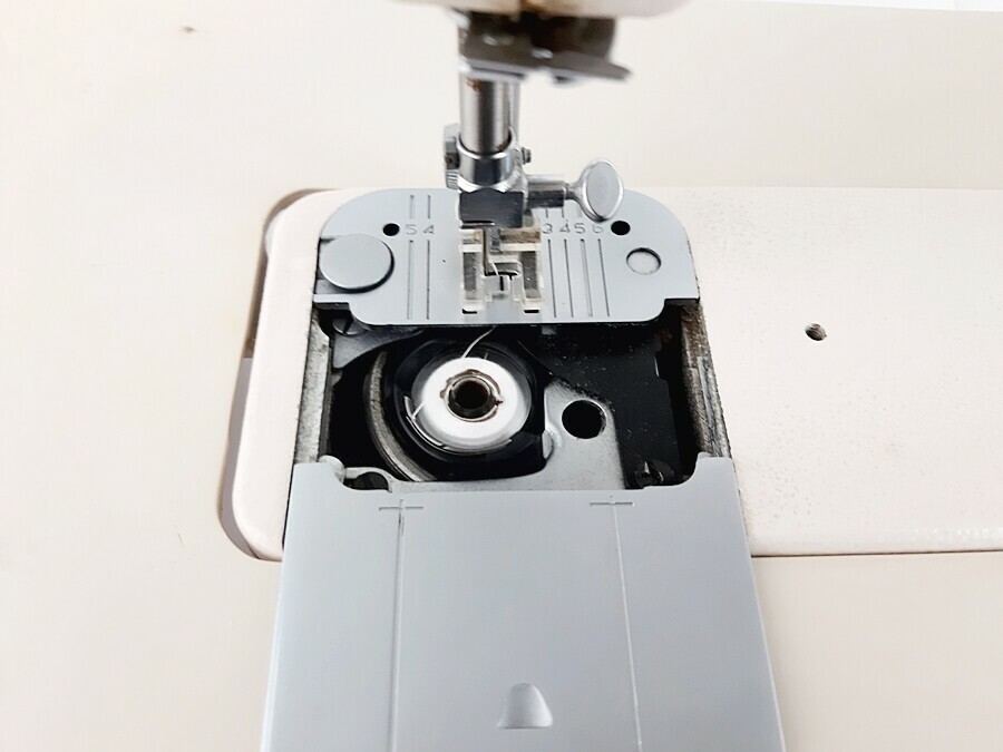 maszyna-do-szycia-lucznik-884-rodzaje-sciegow-prosty