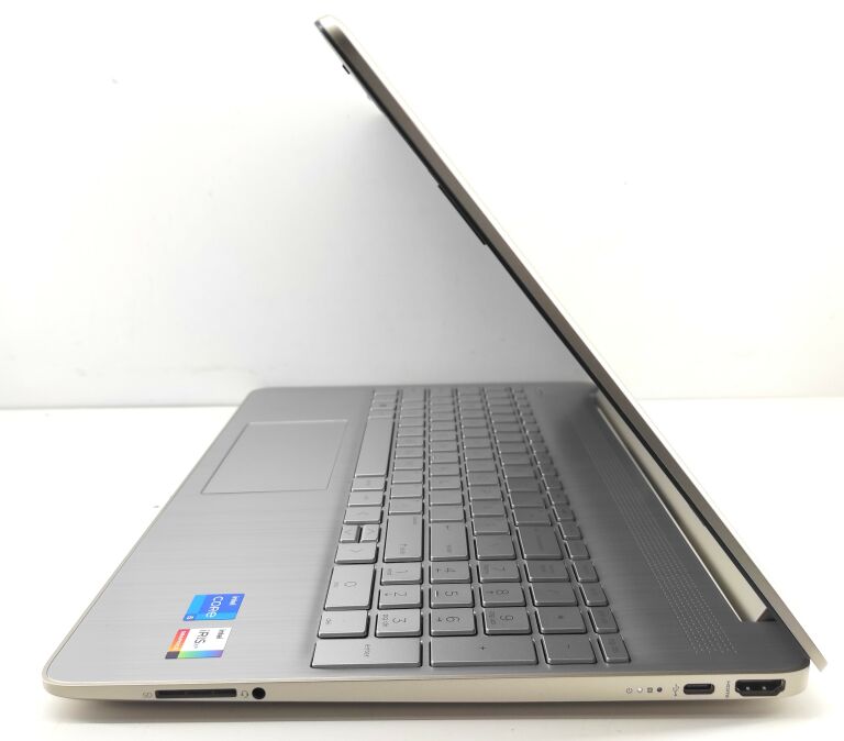 LAPTOP HP 15S-FQ2009NW I5 512GB SSD 8GB IGŁA !!!