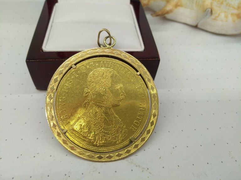 zlota-moneta-4-dukaty-austriackie-w-zawieszce-rodzaj-rekodzielo