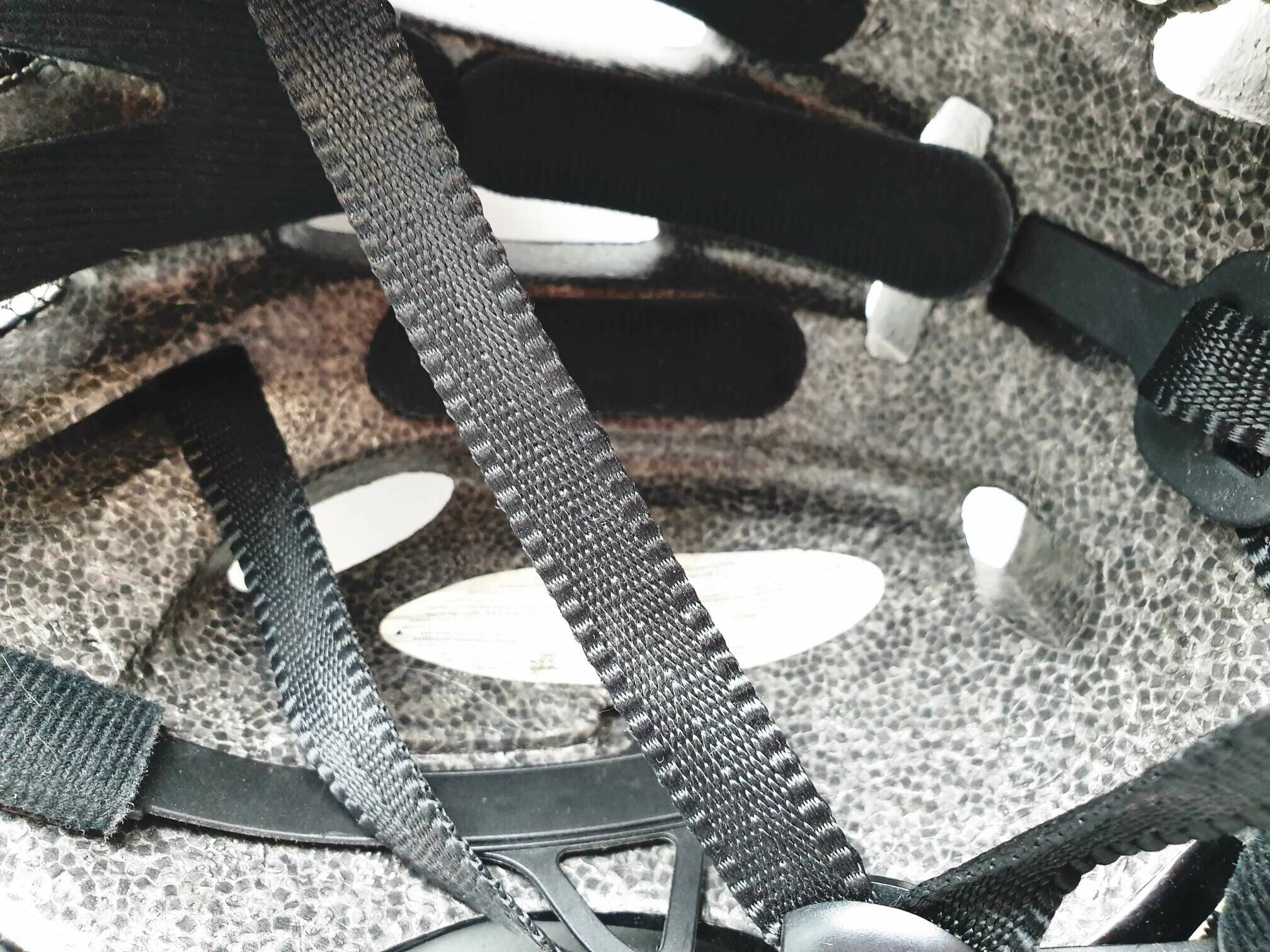 kask-rowerowy-sportivo-kolor-czarny