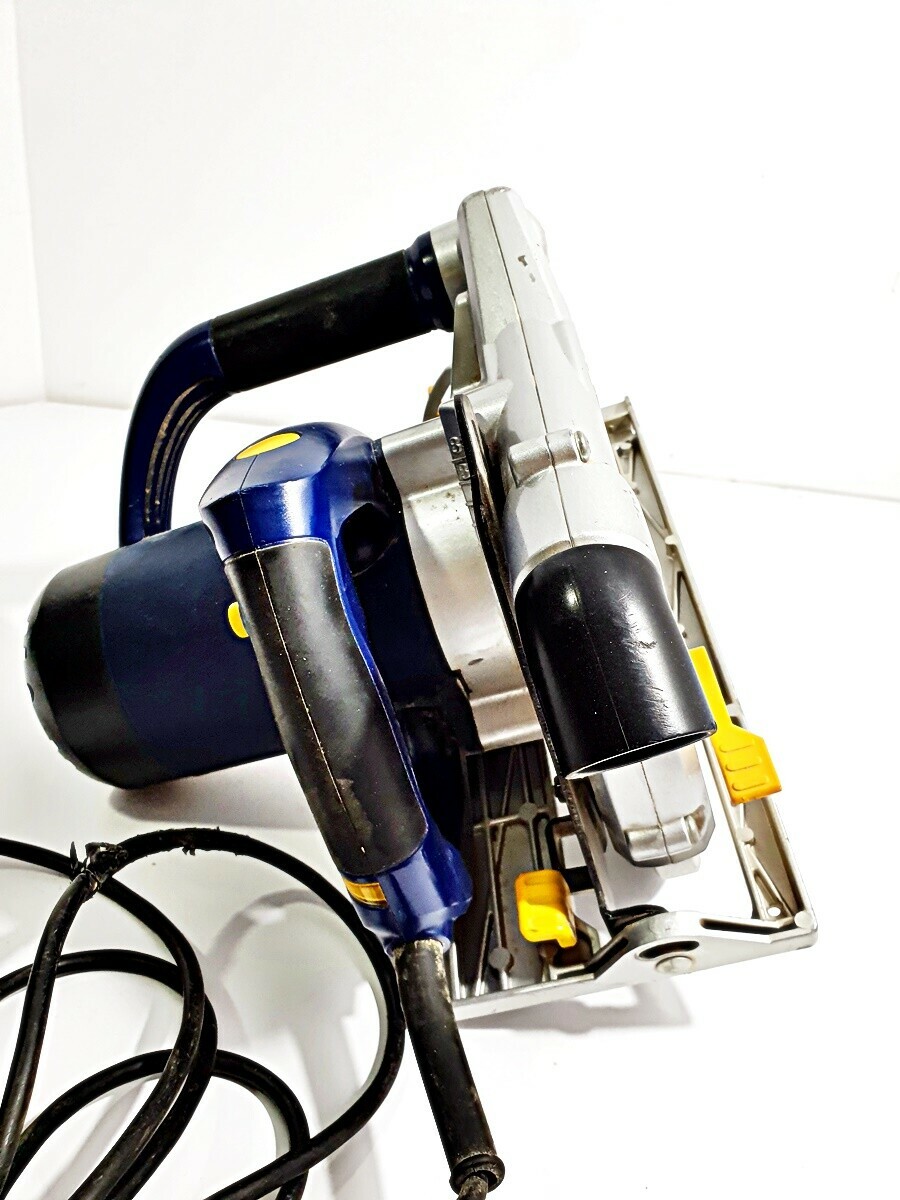 pilarka-macallister-mcs-1800l-srednica-otworu-pily-235