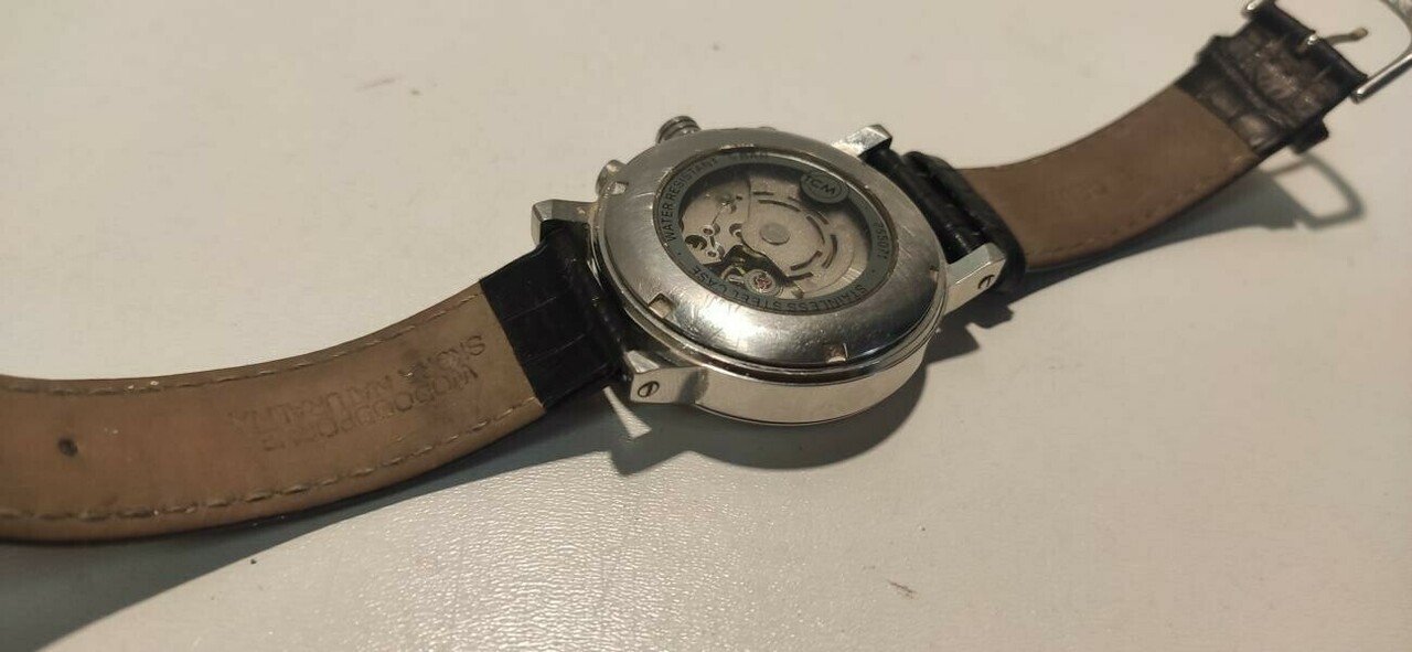 zegarek-automatyczny-tcm-255071-ksztalt-koperty-okragla