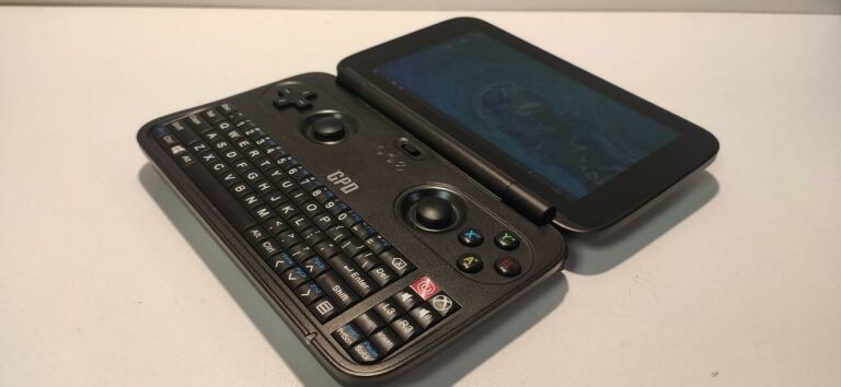 MINI LAPTOP / KONSOLA GPD WIN