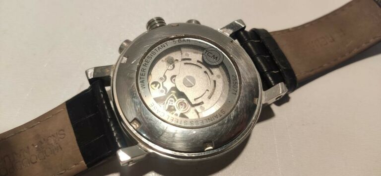 zegarek-automatyczny-tcm-255071-funkcje-wodoszczelny