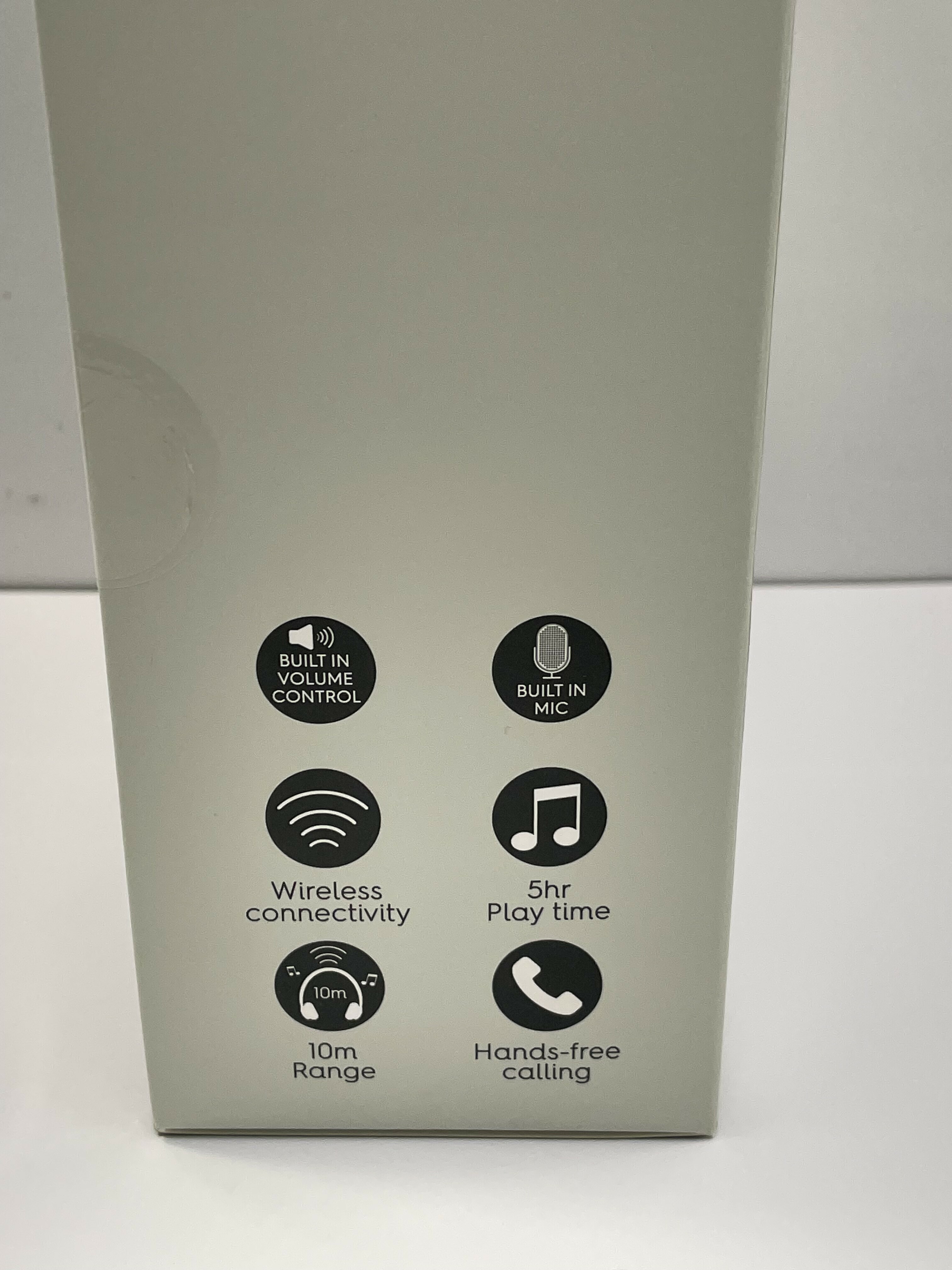 sluchawki-bezprzewodowe-power-geek-czarne-marka-power-geek