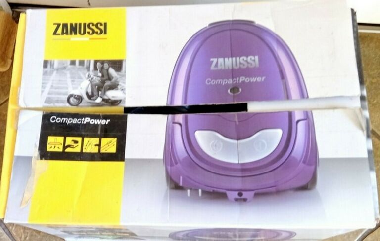 ODKURZACZ ZANUSSI 1800W KOMPLET