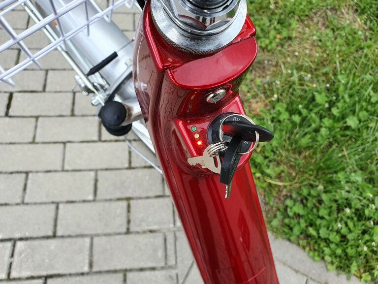 ROWER ELEKTRYCZNY HYBRYDOWY TOURDE 26" 250 W