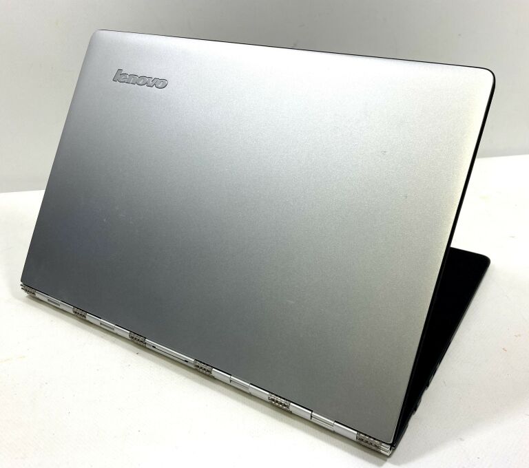 laptop-lenovo-yoga-3-pro-1370-seria-procesora-intel-core-m
