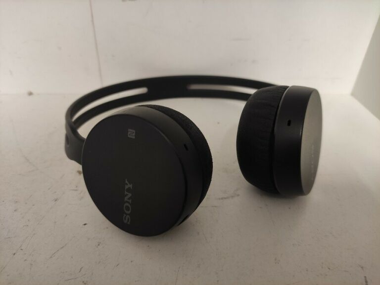 SŁUCHAWKI BEZPRZEWODOWE SONY WH-CH400