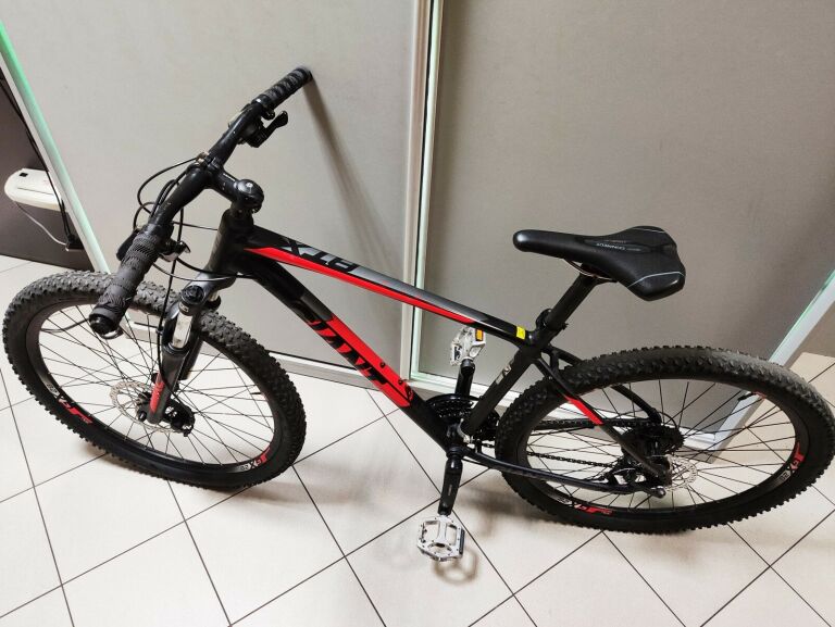 ROWER GIANT ATX 2 KOŁA 27,5 CALA RAMA 19 CALI