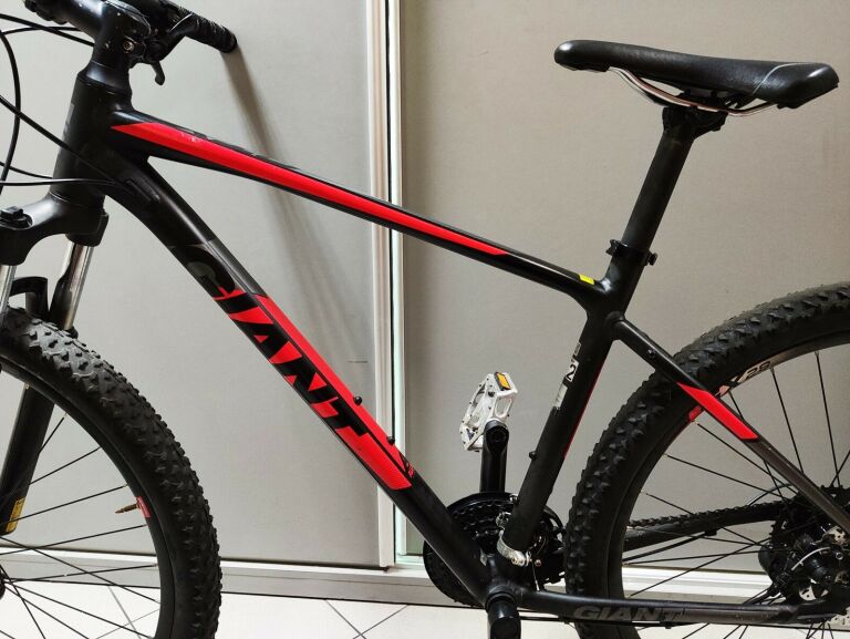 ROWER GIANT ATX 2 KOŁA 27,5 CALA RAMA 19 CALI