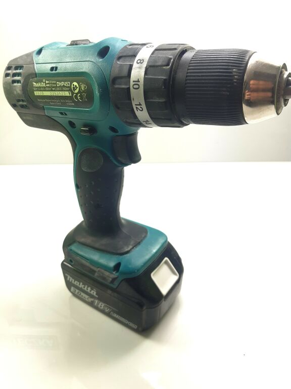 ZESTAW ELEKTRONARZĘDZI MAKITA COMBO DLX2142S
