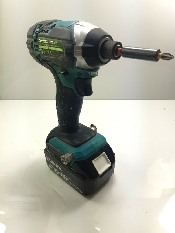 ZESTAW ELEKTRONARZĘDZI MAKITA COMBO DLX2142S