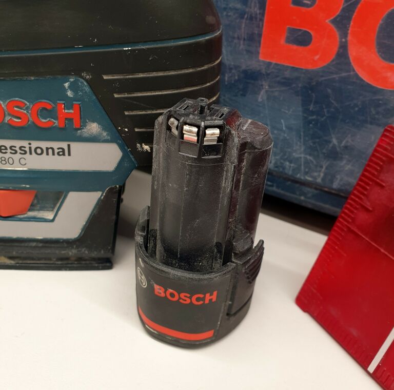 LASER BOSCH GLL 3-80 C Z AKUMULATOREM