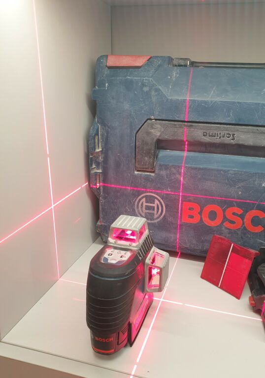LASER BOSCH GLL 3-80 C Z AKUMULATOREM