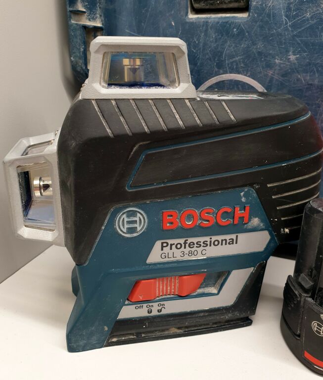 LASER BOSCH GLL 3-80 C Z AKUMULATOREM
