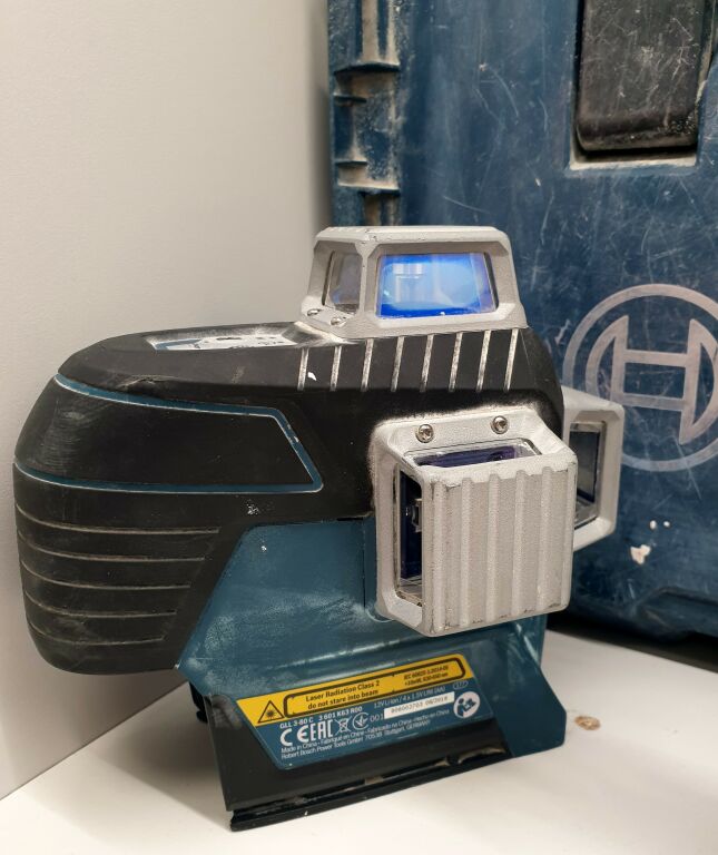 LASER BOSCH GLL 3-80 C Z AKUMULATOREM