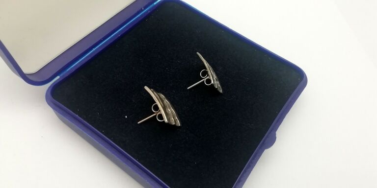 urocze-srebrne-kolczyki-925-392gram-stan-11323-2