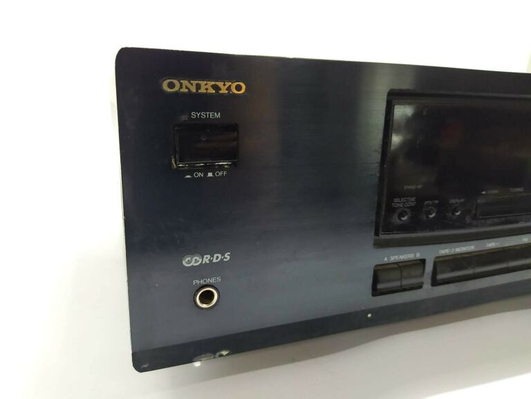 AMPLITUNER ONKYO TX-8211