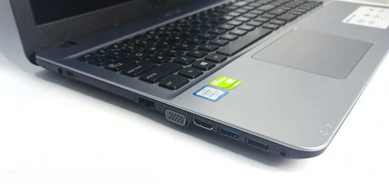 LAPTOP ASUS K541U WIN10 4/930GB INTEL I3 IGŁA!