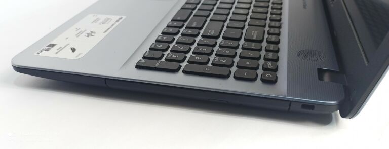 LAPTOP ASUS K541U WIN10 4/930GB INTEL I3 IGŁA!