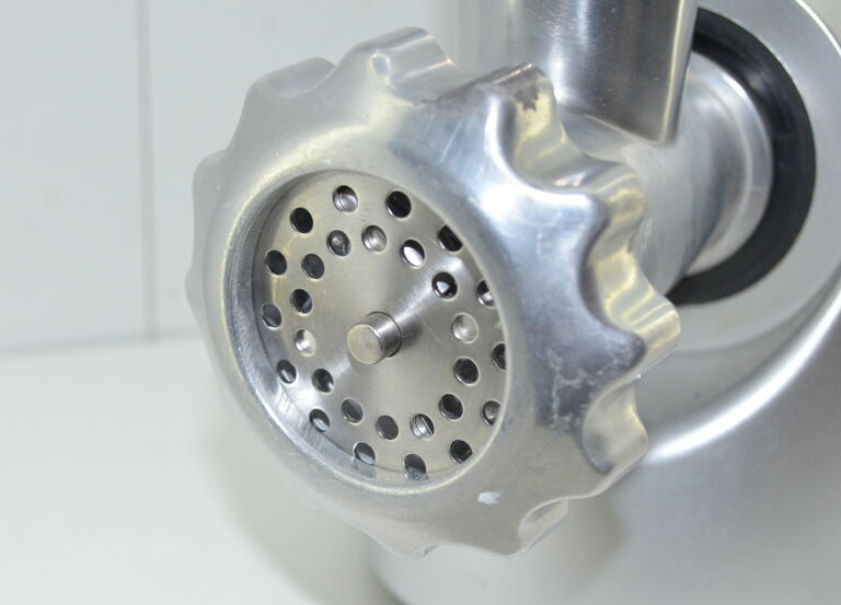 MASZYNKA DO MIĘSA CLATRONIC FW 2924