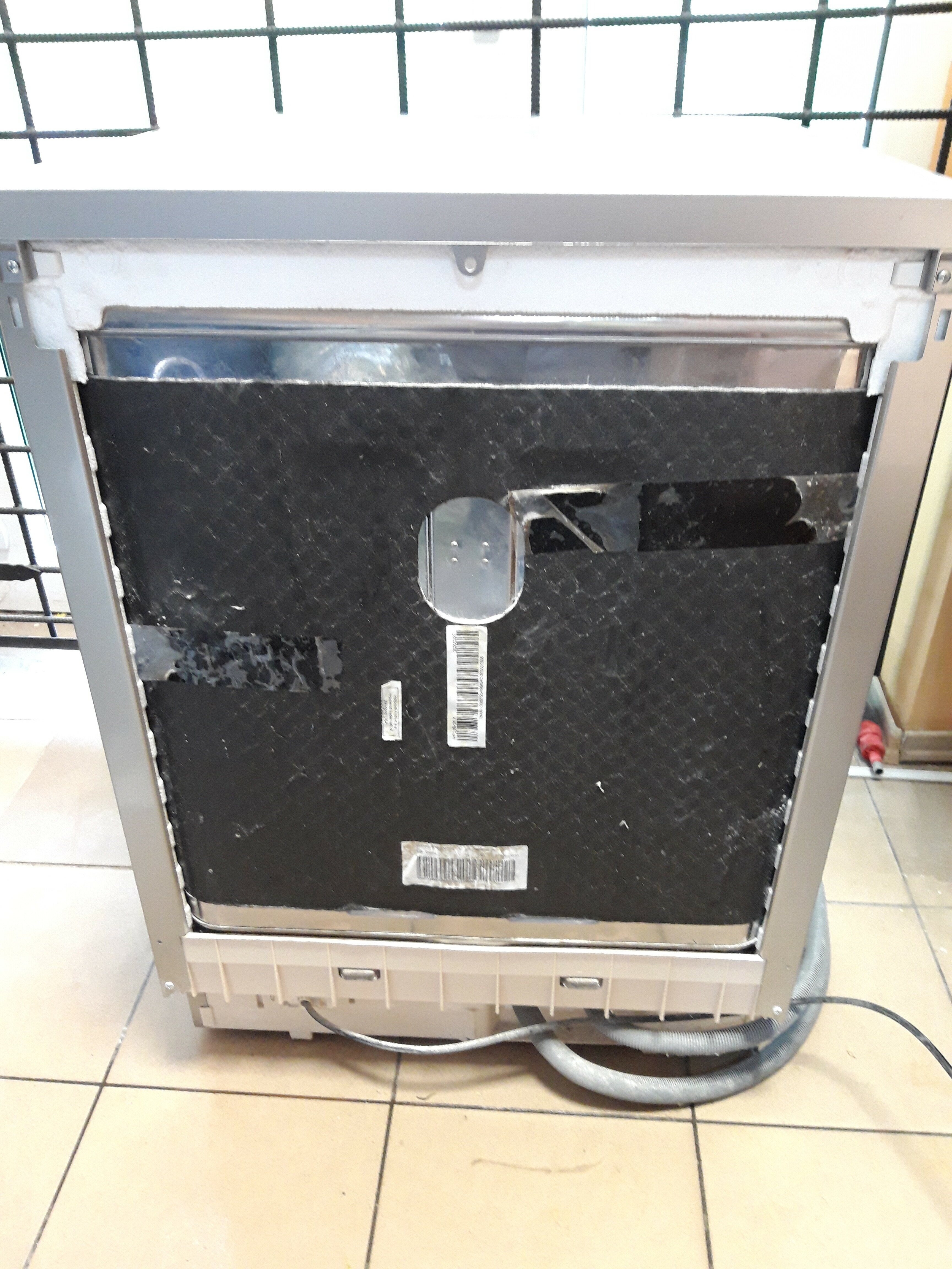 zmywarka-hotpoint-ariston-ihfc3b26x-model-ariston