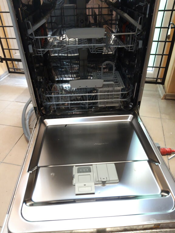 zmywarka-hotpoint-ariston-ihfc3b26x-kolor-dominujacy-srebrnyszary