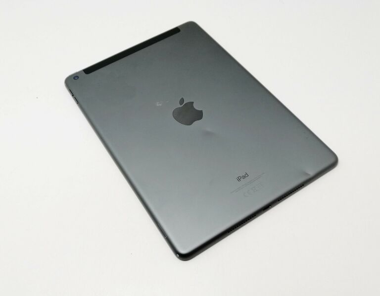 TABLET IPAD 7 GENERACJI MW6A2FD/A + PARAGON 32 GB