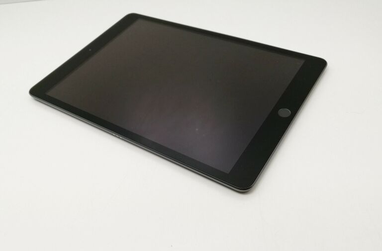 TABLET IPAD 7 GENERACJI MW6A2FD/A + PARAGON 32 GB