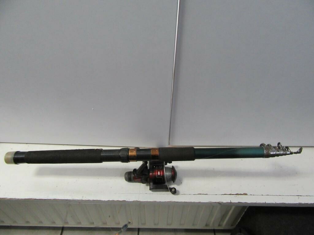 wedka-zielona-z-kolowrotkiem-marka-inna