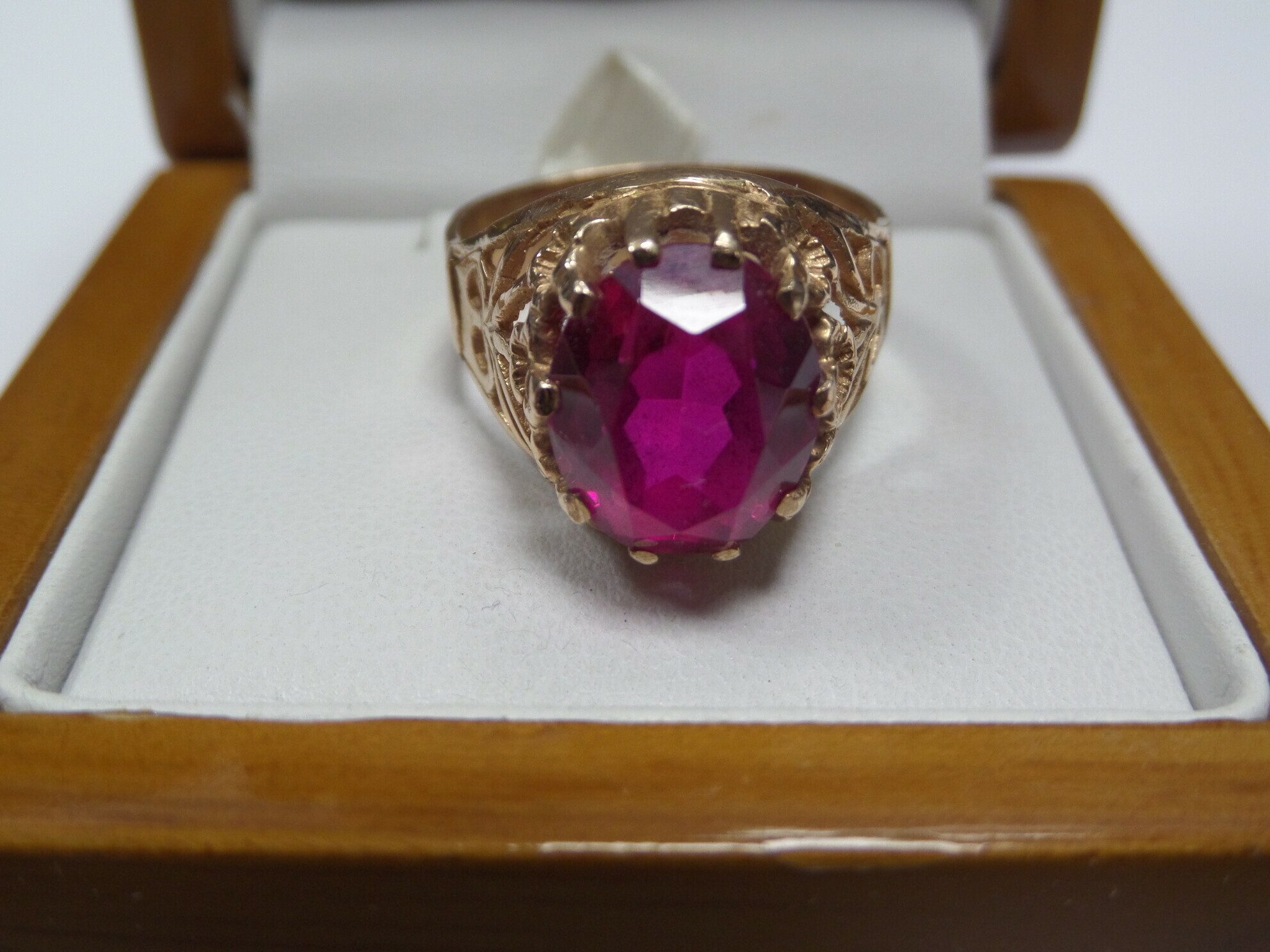 zloty-pierscionek-z-czerwonym-oczkiem-pr585-578-kolor-dominujacy-czerwony