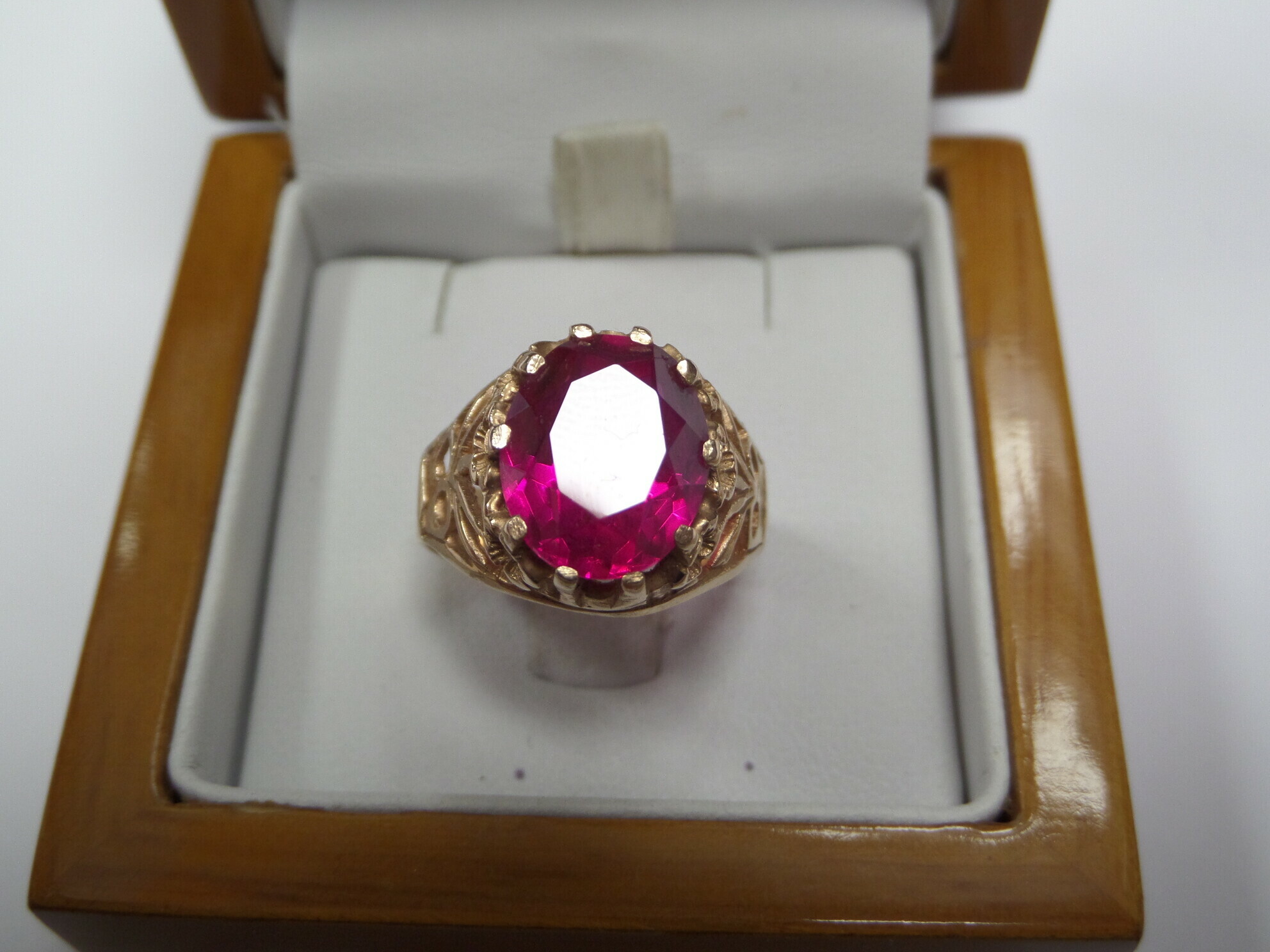 zloty-pierscionek-z-czerwonym-oczkiem-pr585-578-material-zloto-rozowe