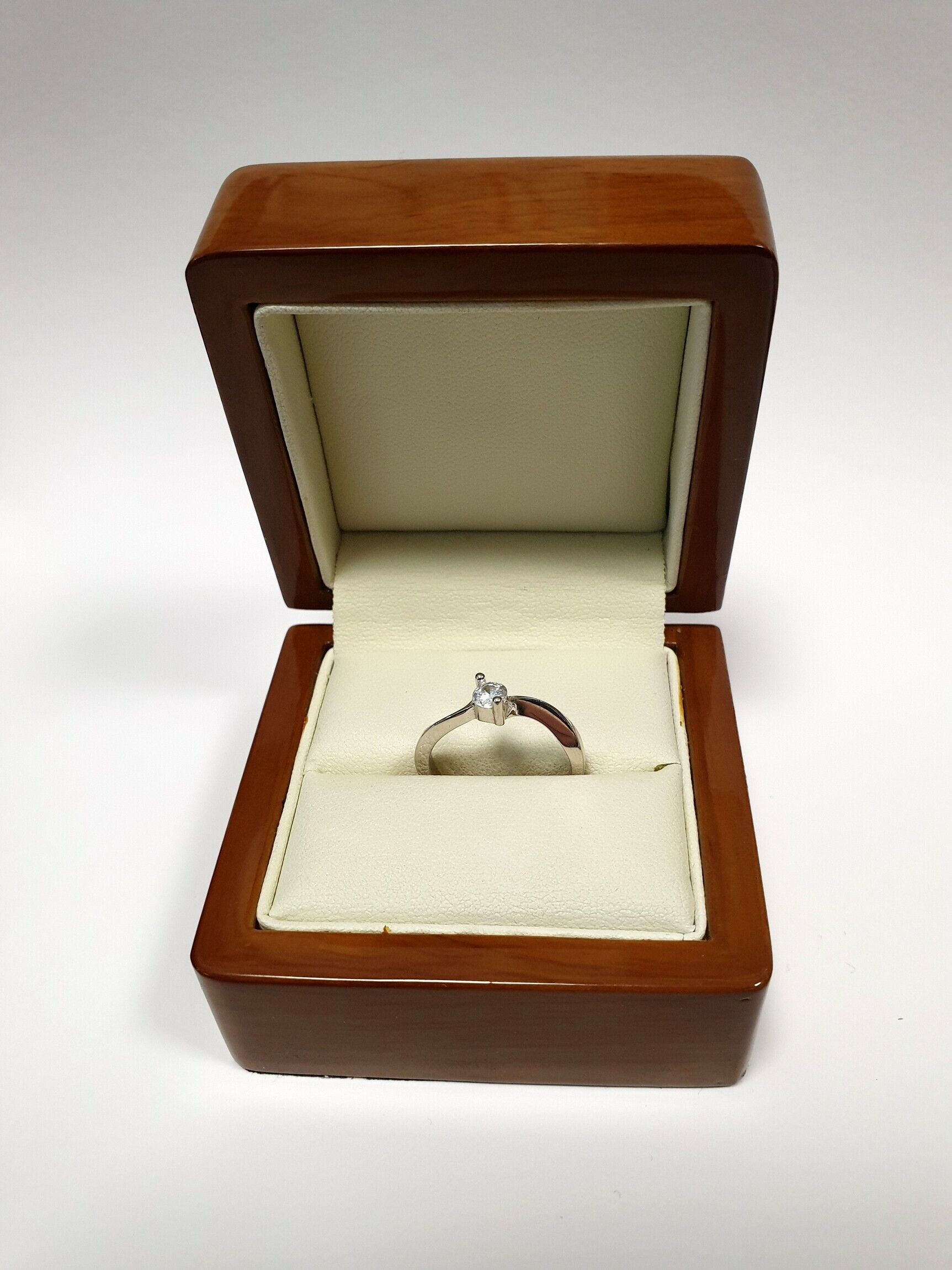 srebrny-pierscionek-niepodleglosci-393-gryfice