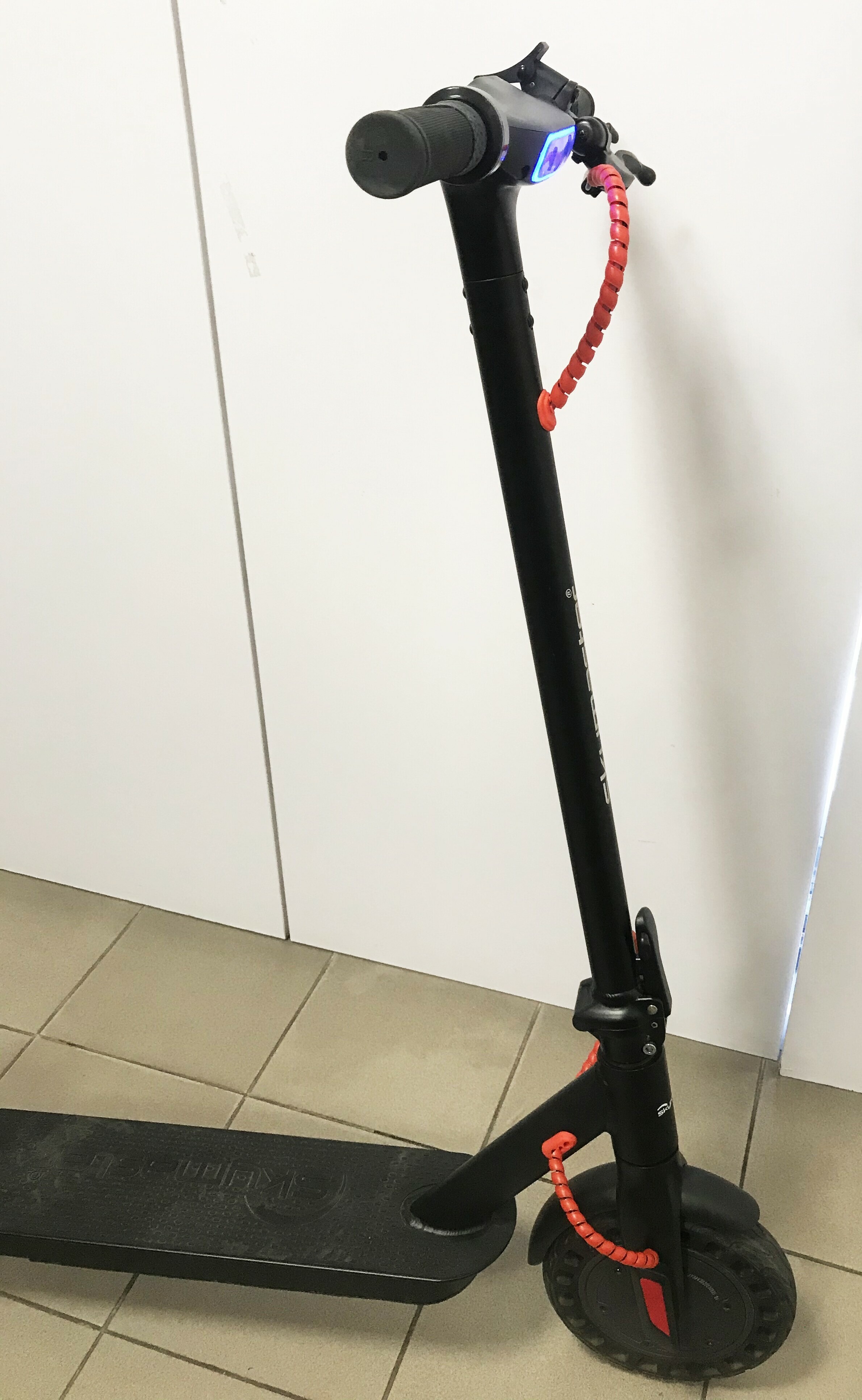 hulajnoga-elektryczna-skymaster-moonster-10-pro-ean-4000953602906