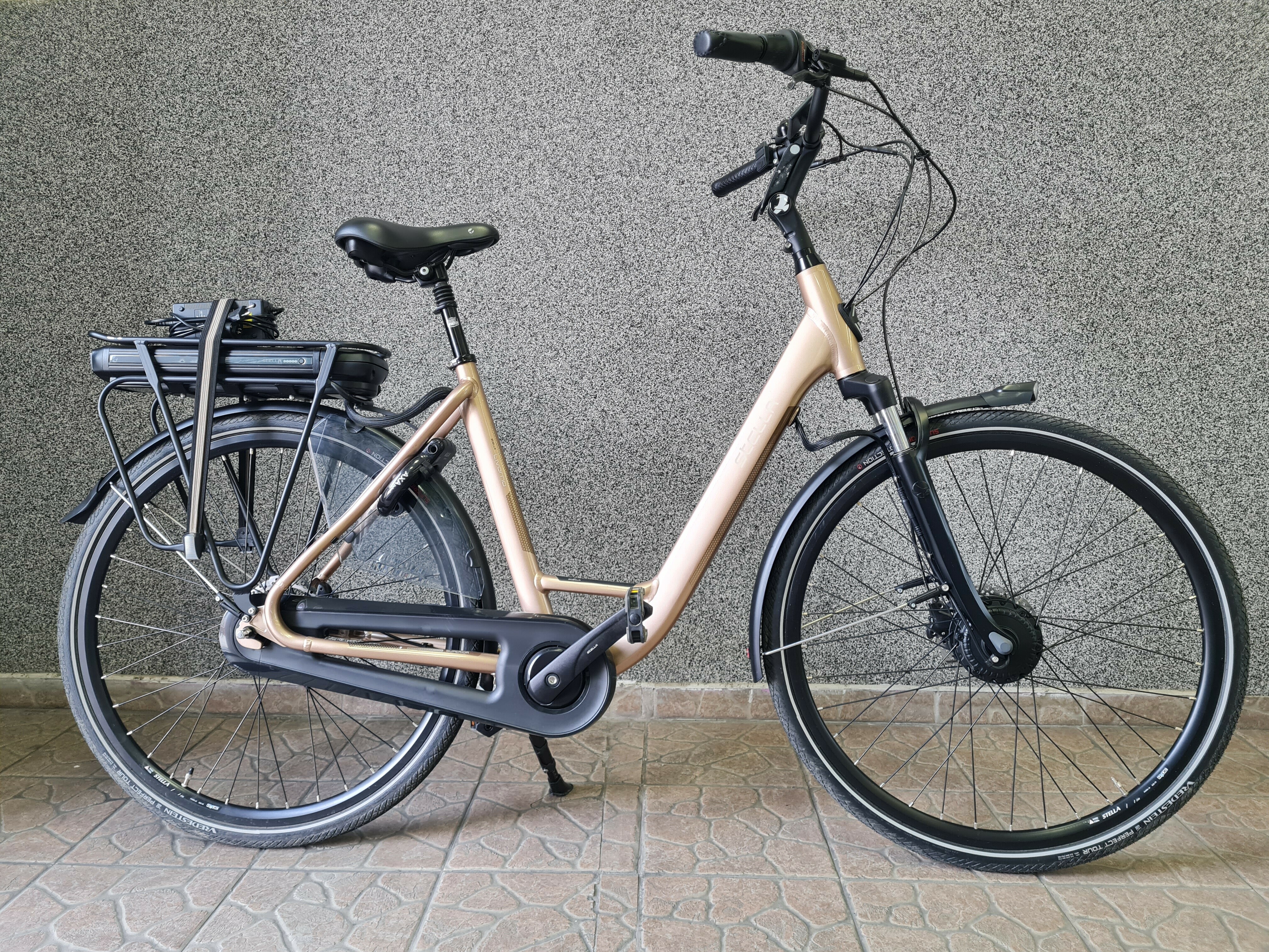 rower-elektryczny-stella-livorno-zloty-rozmiar-ramy-57-cm