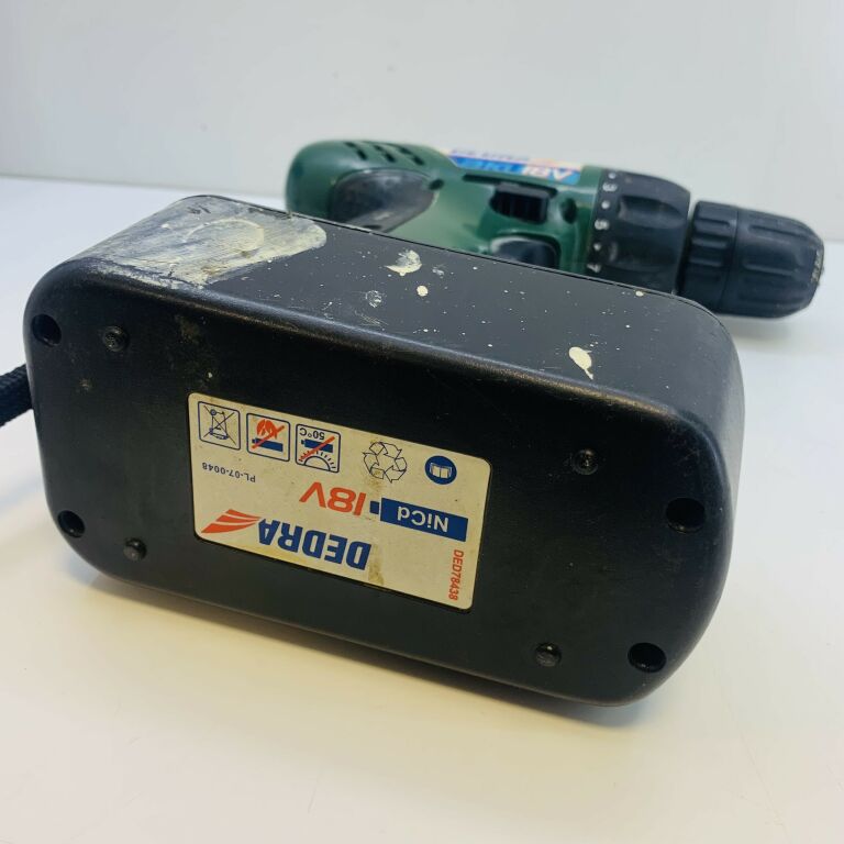 wkretarka-dedra-ded7843-kod-produktu-1111