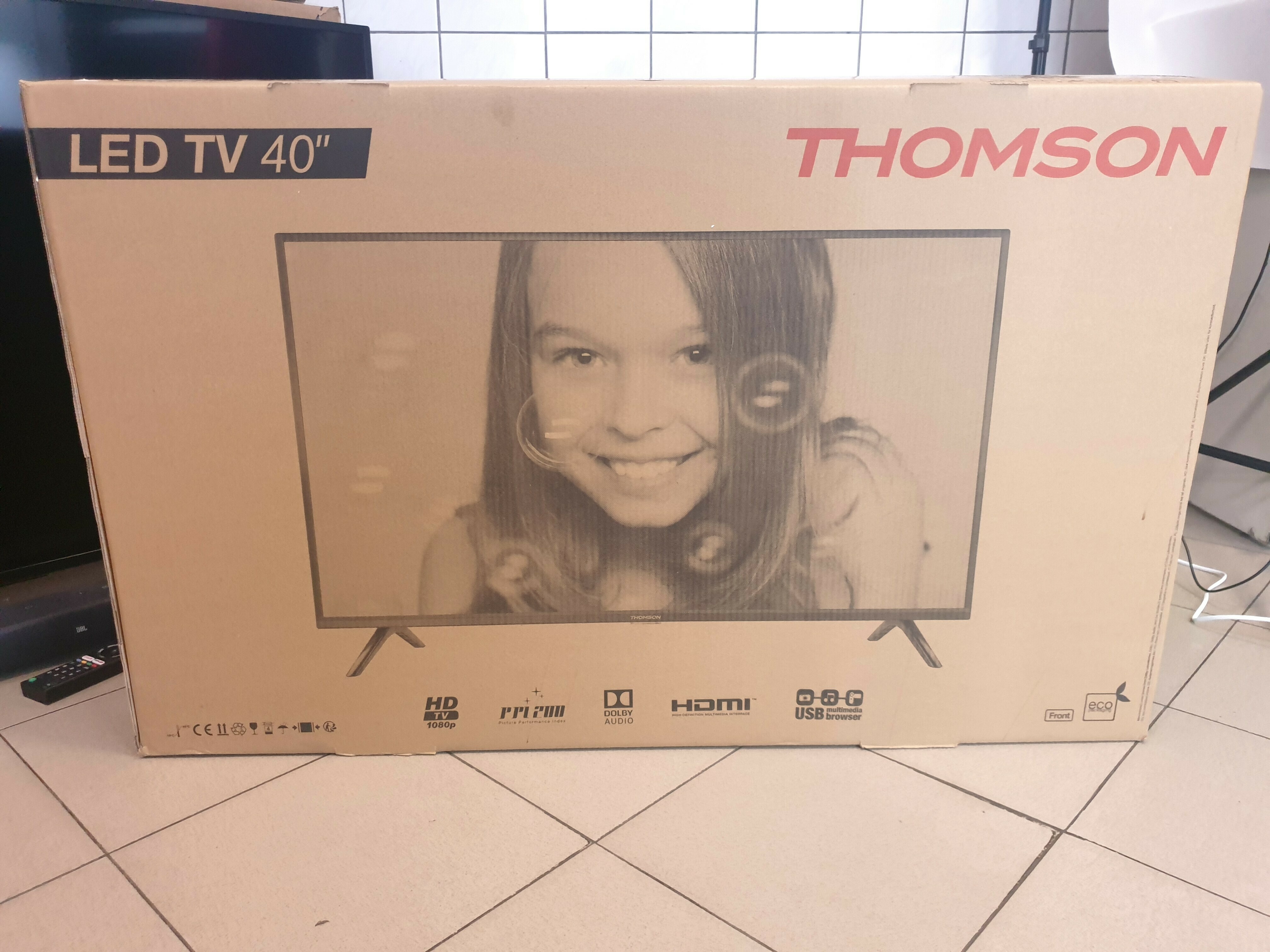telewizor-led-40-thomson-40fd3306-marka-thomson