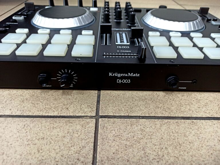 profesjonalny-kontroler-dj-krugermatz-kmdj003-marka-krugermatz