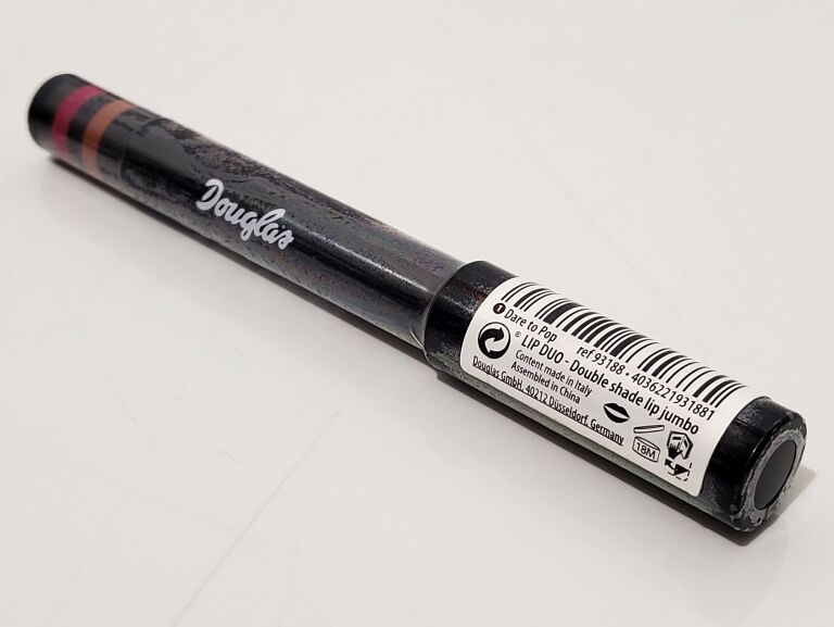 POMADKI DO UST W SZTYFCIE DOUGLAS LIP DUO DARE TO