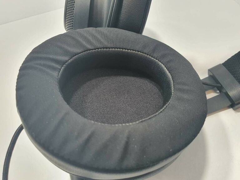 SŁUCHAWKI RAZER KRAKEN TOURNAMENT EDITION