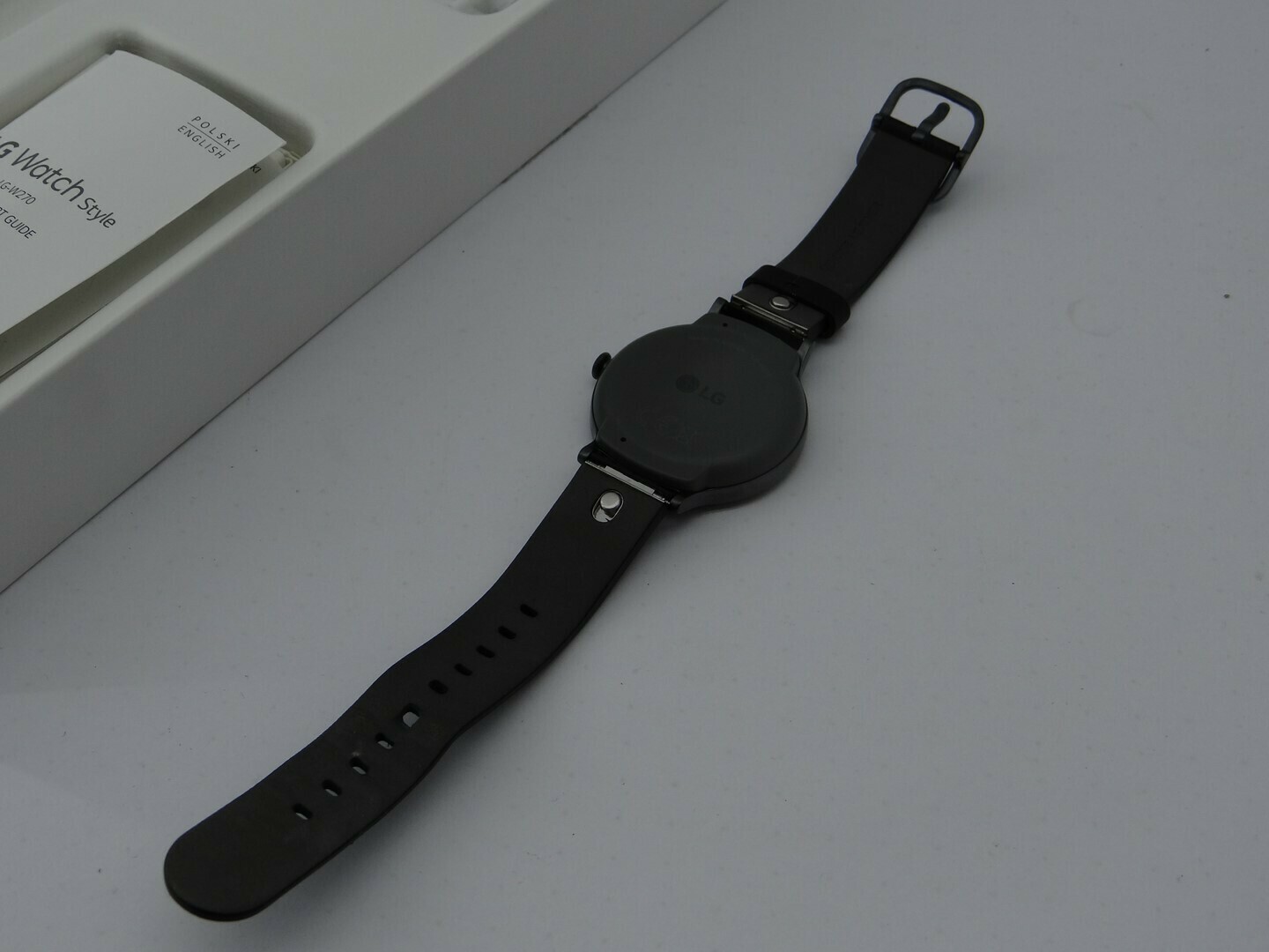 lg-watch-style-w270-titan-wodoszczelnosc-tak