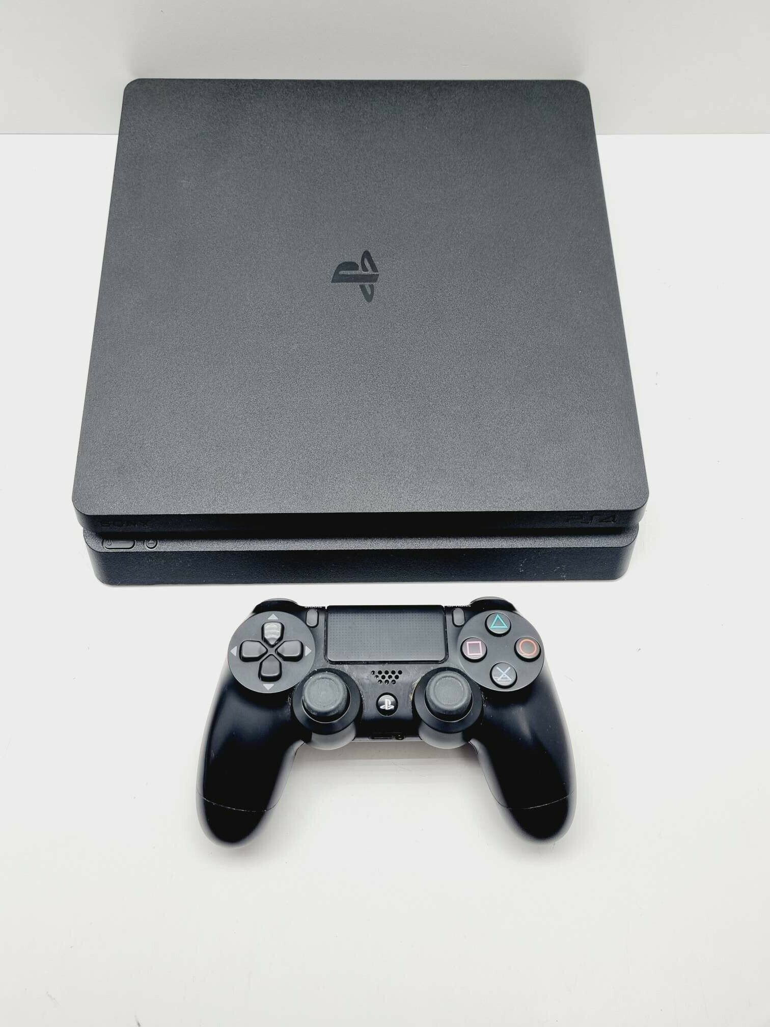 KONSOLA SONY PLAYSTATION 4 SLIM 1 TB CZARNA Loombard.pl