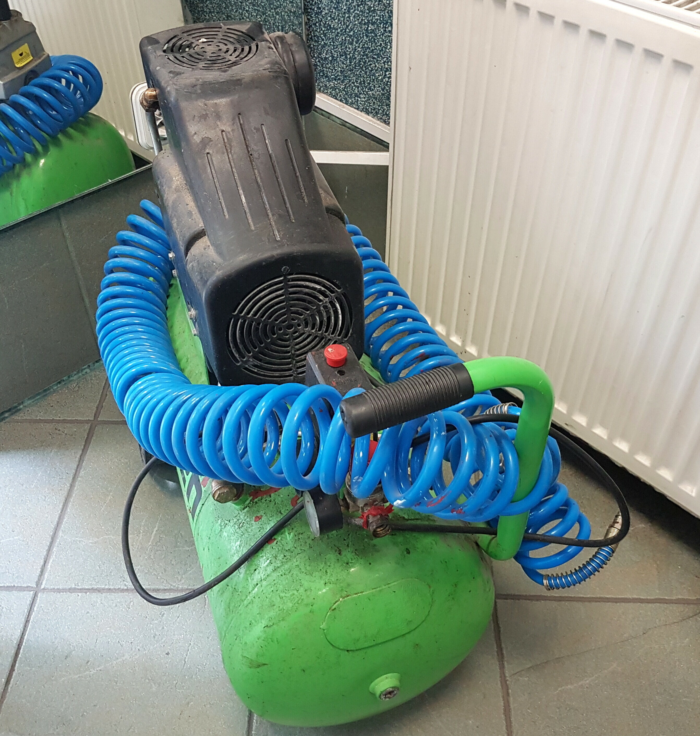 kompresor-hagen-ttdc50l-z-kluczem-pnemautycznym-moc-w-150