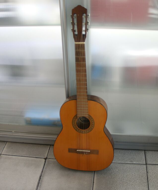 gitara-cremona-okopowa-7a-warszawa