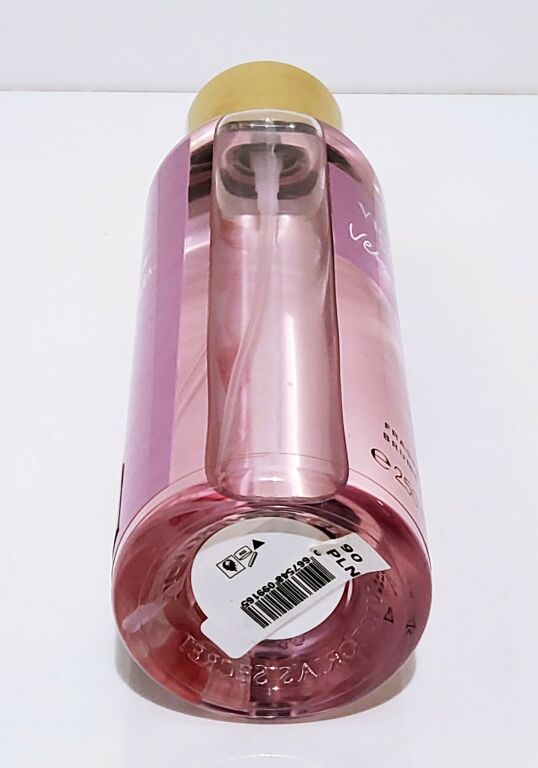 VICTORIA S SECRET VELVET PETALS MGIEŁKA DO CIAŁA