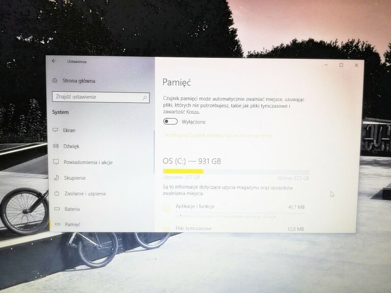 laptop-dell-p65f001-pojemnosc-dysku-931