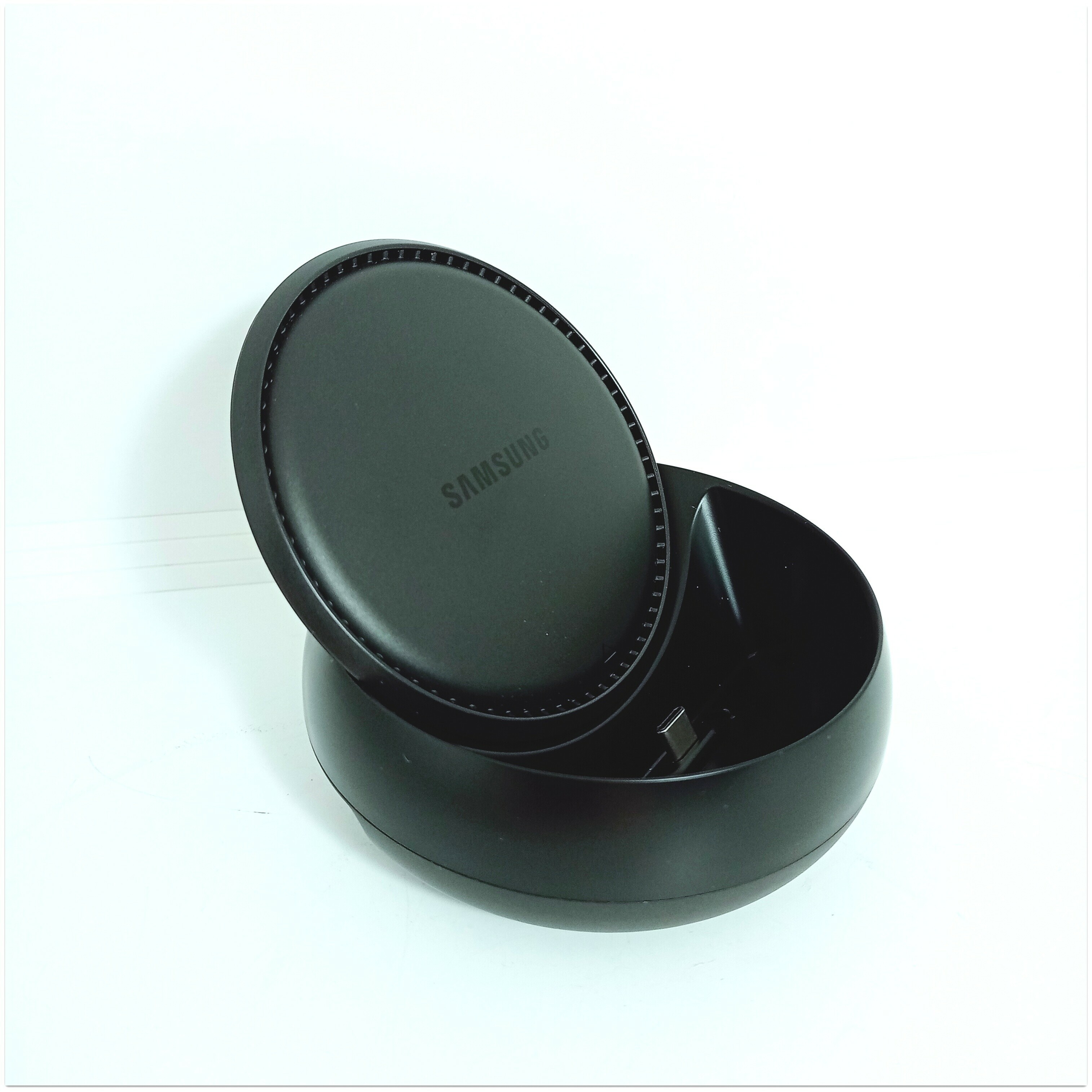 samsung-dex-station-do-galaxy-s8komplet-zlacza-usb-31-typ-c