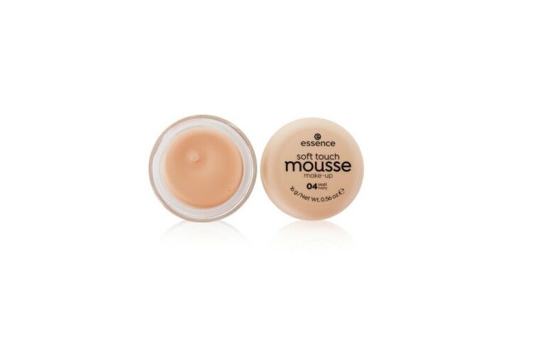 ESSENCE SOFT TOUCH MUS PODKŁAD 04