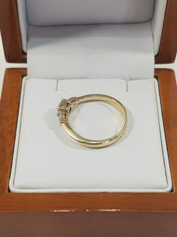 zloty-pierscionek-375-pr-waga-001